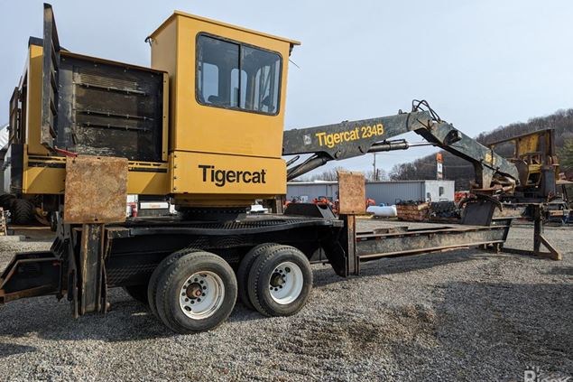 2016 Tigercat 234B Log Loader